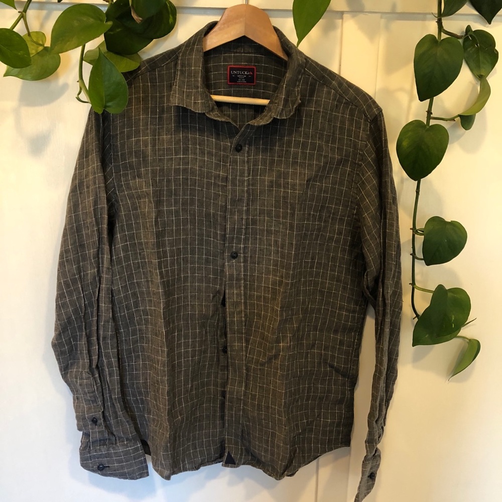 Untuckit Dark Grey linen Button Up w White Squares